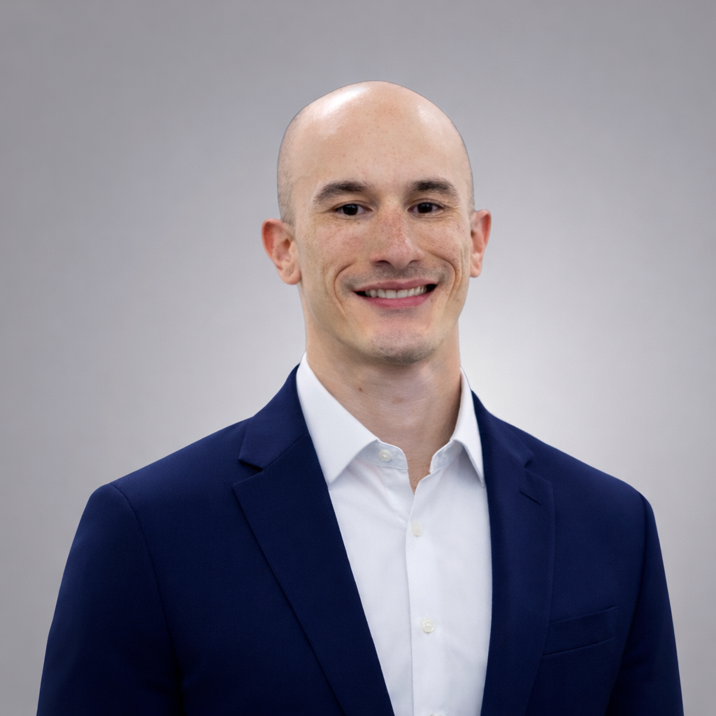 Headshot of Kimani Griffin